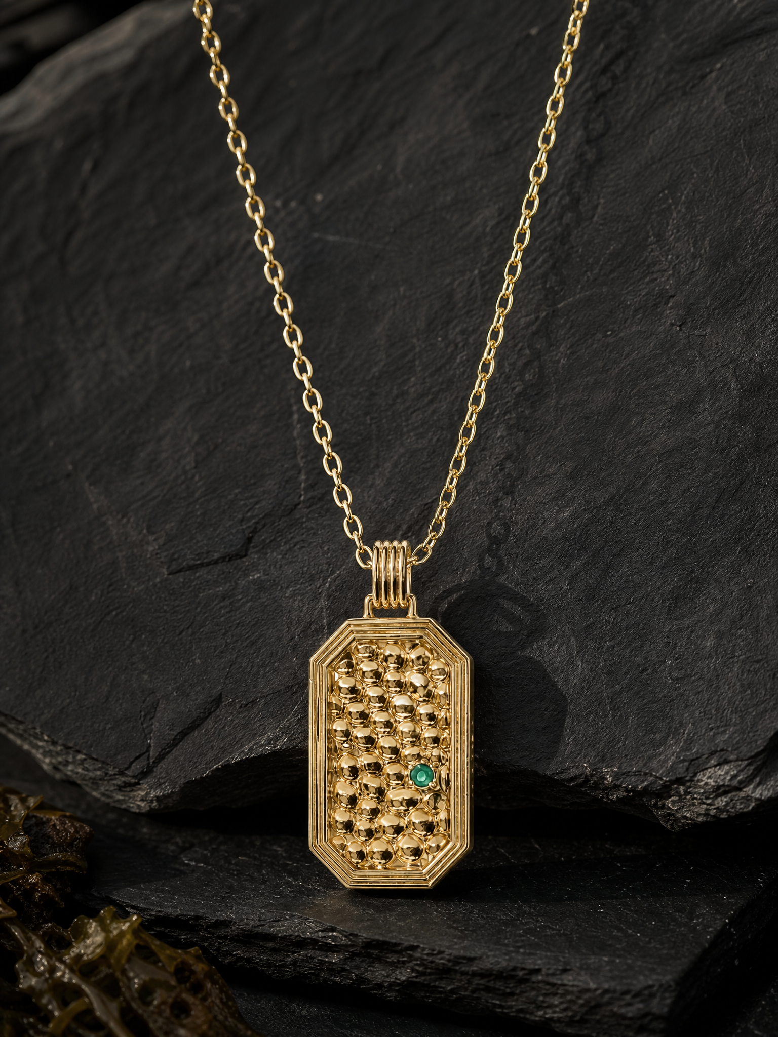Causeway Pendant