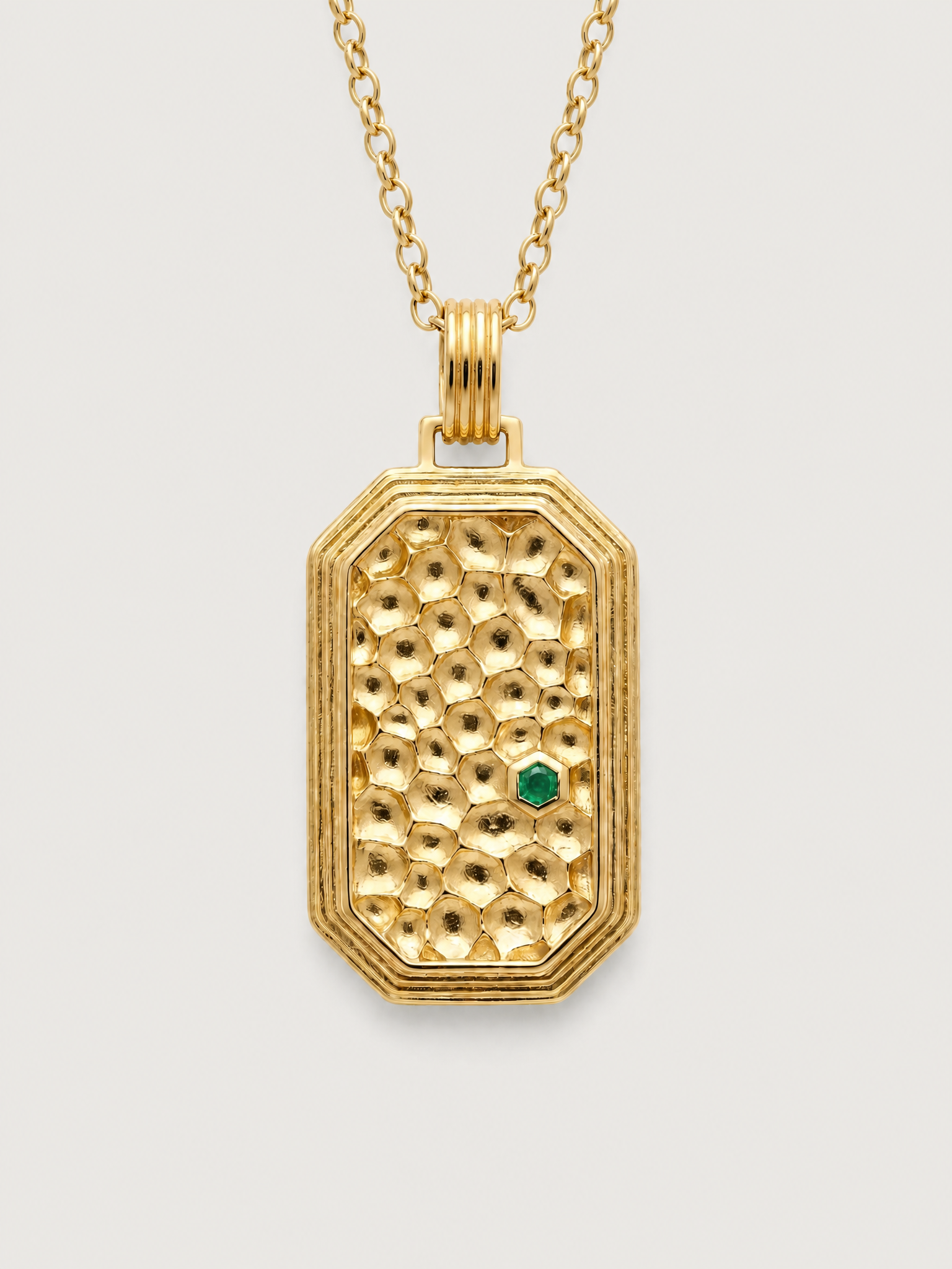 Causeway Pendant