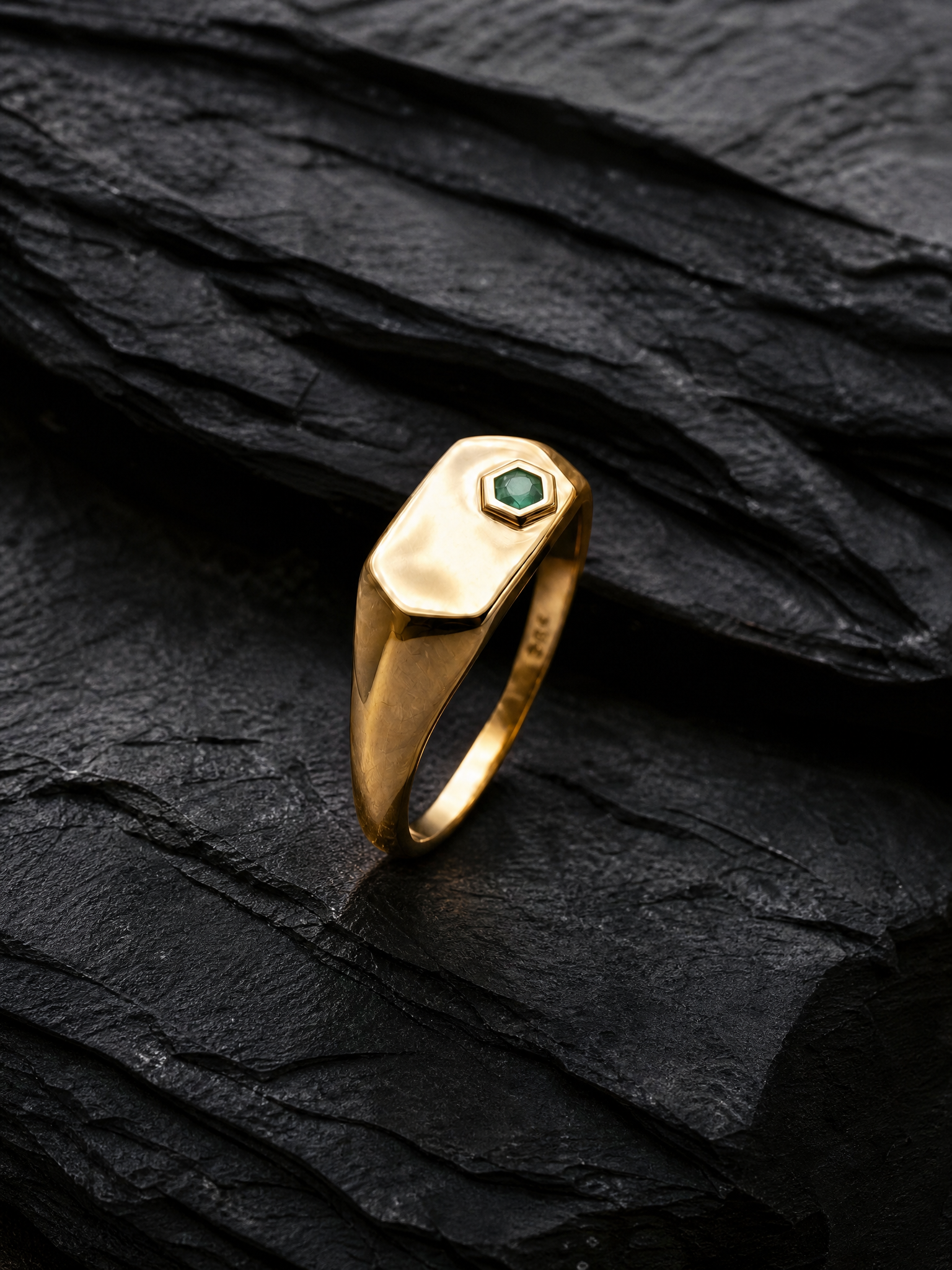 Causeway Signet Ring