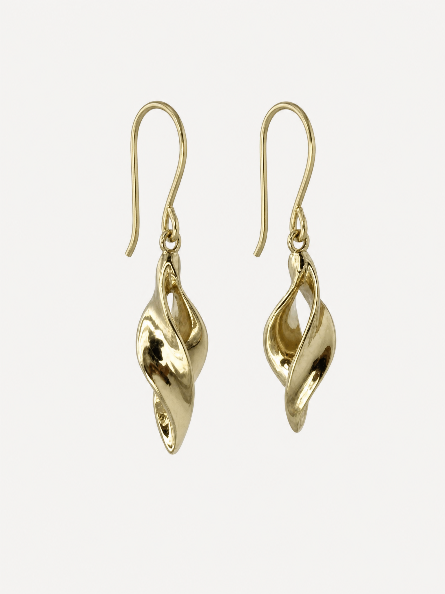 Na Casta Earrings
