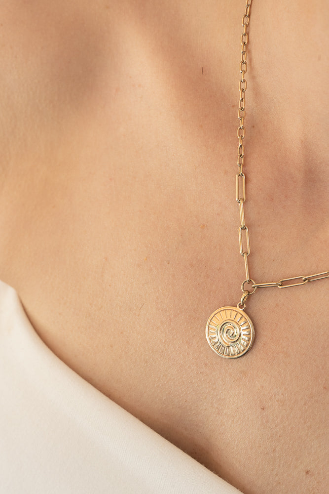Solstice Chain