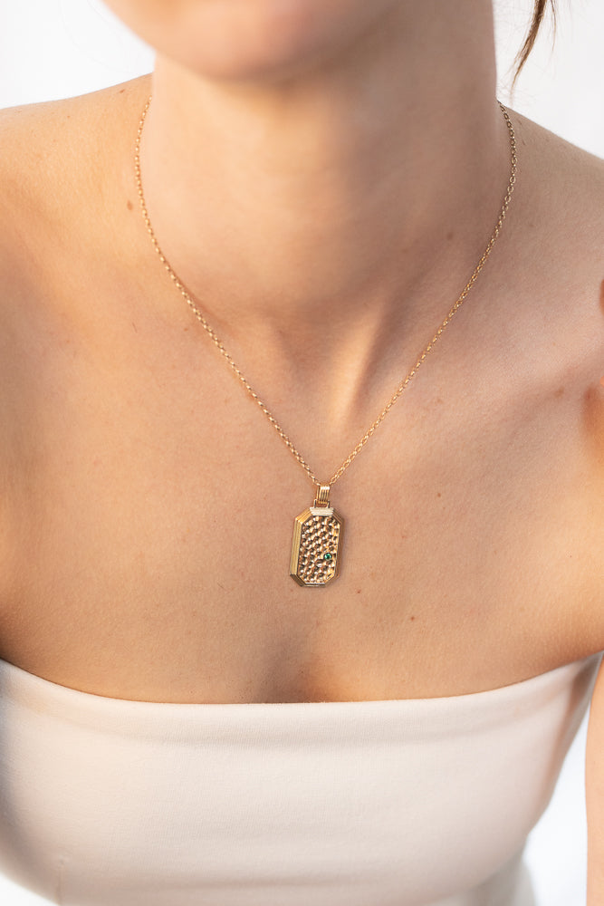 Causeway Pendant