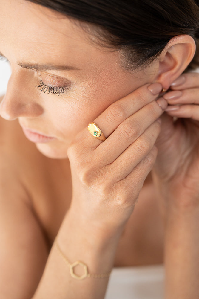 Causeway Signet Ring
