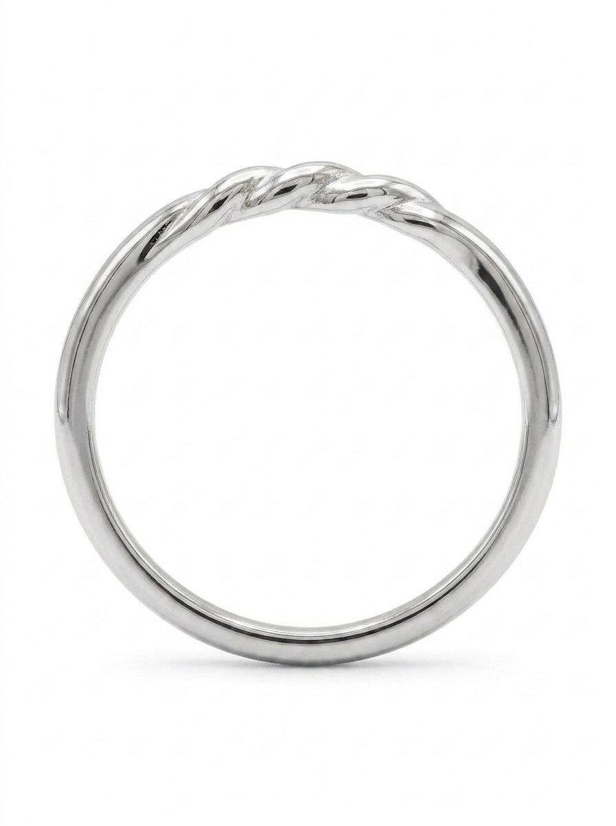 Snáithe Twist Ring Silver